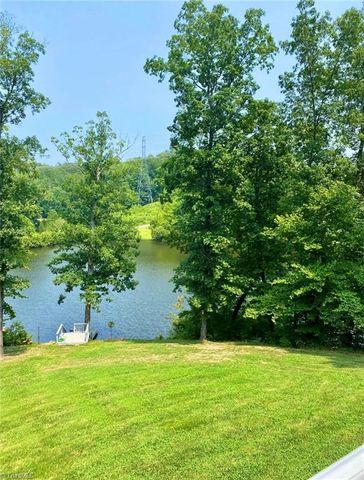 650 Beaver Lodge Circle, Reidsville, NC 27320