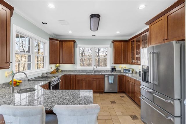 650 Beaver Lodge Circle, Reidsville, NC 27320