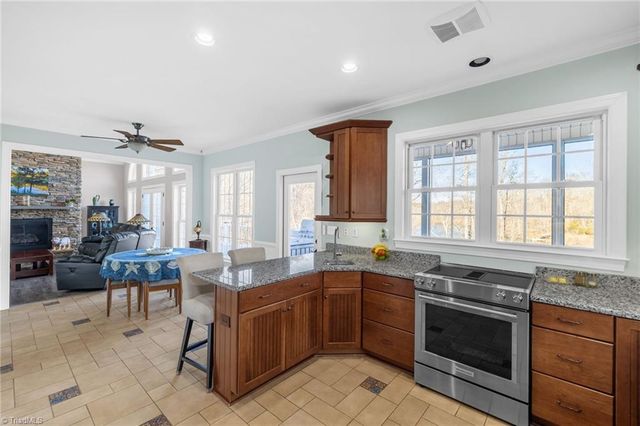 650 Beaver Lodge Circle, Reidsville, NC 27320