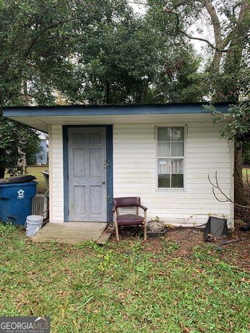 606 W 7Th Street, Alma, GA 31510