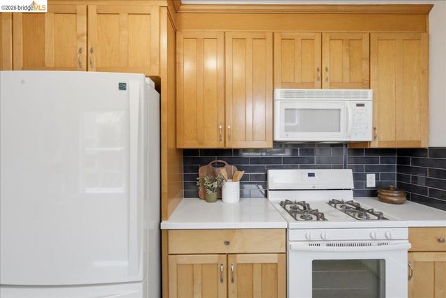608 43Rd St, Richmond, CA 94805