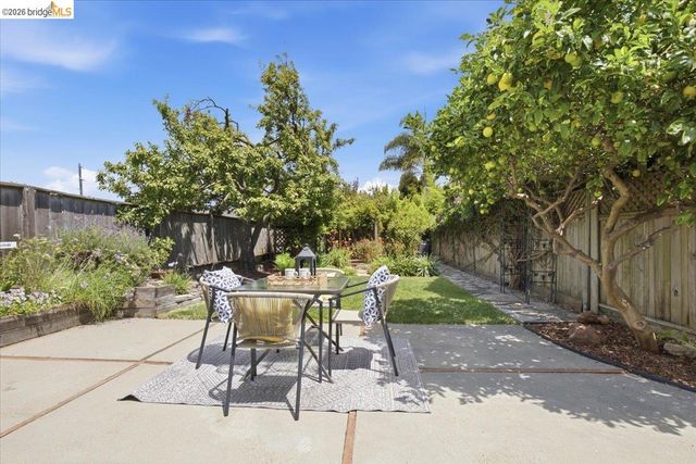 608 43Rd St, Richmond, CA 94805