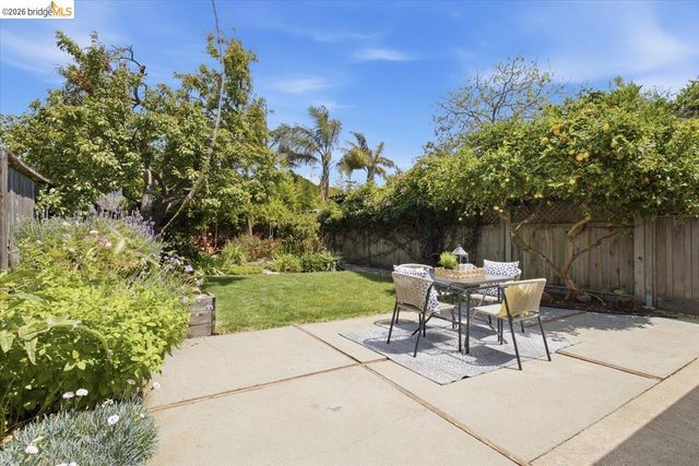 608 43Rd St, Richmond, CA 94805