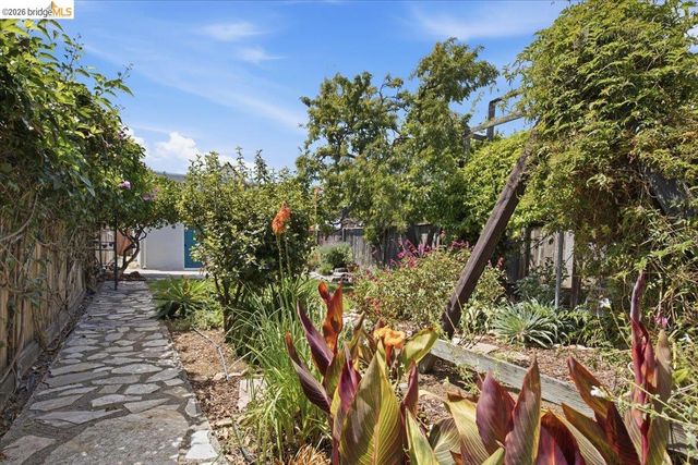 608 43Rd St, Richmond, CA 94805