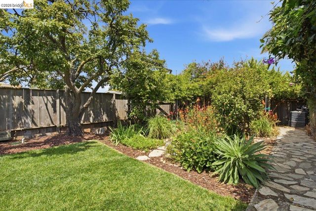 608 43Rd St, Richmond, CA 94805