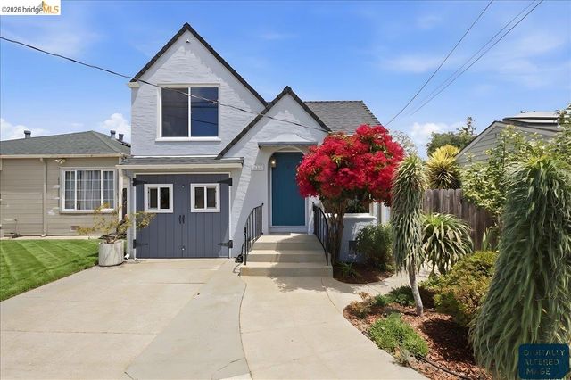 608 43Rd St, Richmond, CA 94805