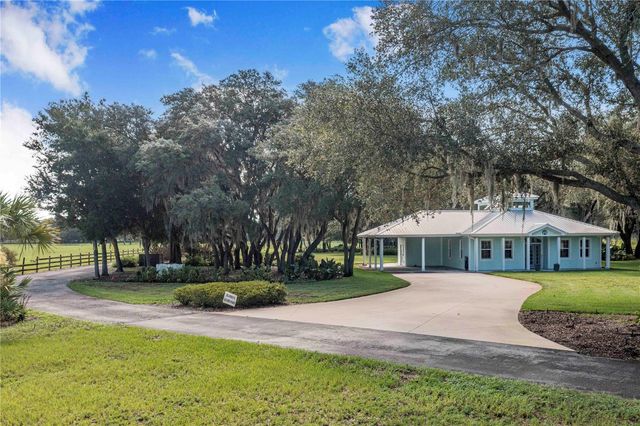 2424 BURNS AVENUE, Lake Wales, FL 33898