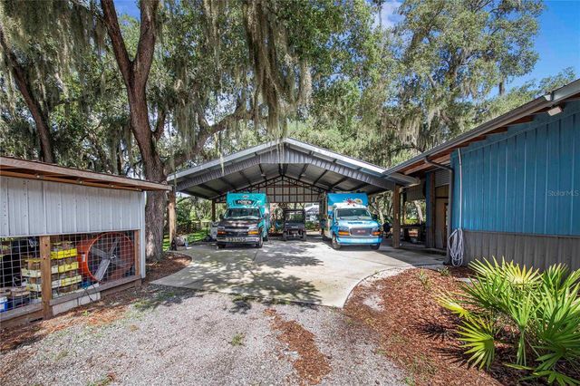 2424 BURNS AVENUE, Lake Wales, FL 33898