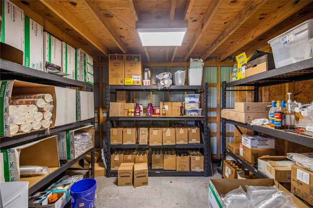 2424 BURNS AVENUE, Lake Wales, FL 33898