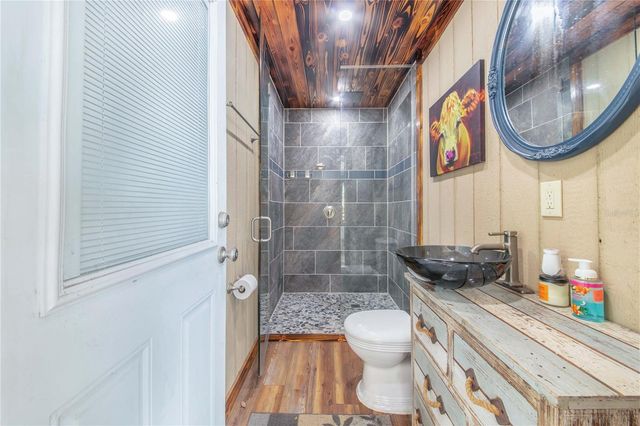 2424 BURNS AVENUE, Lake Wales, FL 33898