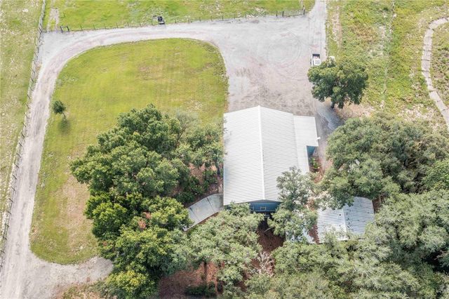 2424 BURNS AVENUE, Lake Wales, FL 33898
