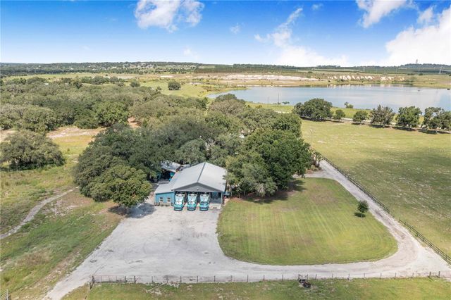 2424 BURNS AVENUE, Lake Wales, FL 33898