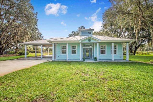 2424 BURNS AVENUE, Lake Wales, FL 33898