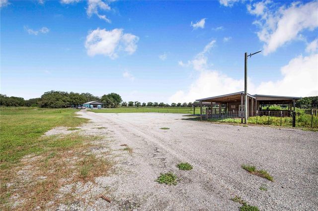 2424 BURNS AVENUE, Lake Wales, FL 33898