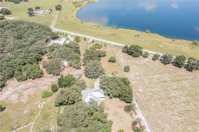 2424 BURNS AVENUE, Lake Wales, FL 33898