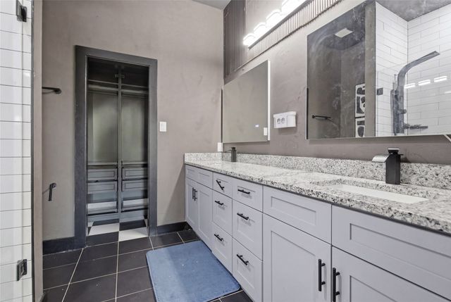 1469 Elmwood Avenue, Fort Worth, TX 76104
