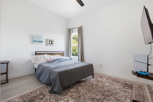 1469 Elmwood Avenue, Fort Worth, TX 76104