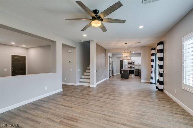 1129 Emanuel Street, Henderson, NV 89002