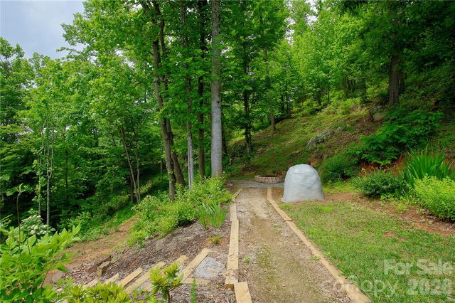 2825 Harrell Hill Road, Bakersville, NC 28705