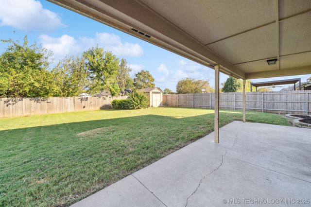 10227 N 120th East Avenue, Owasso, OK 74055