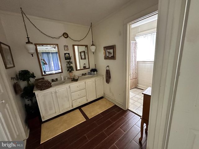 300 MOUNT OLIVE RD, Stafford, VA 22556