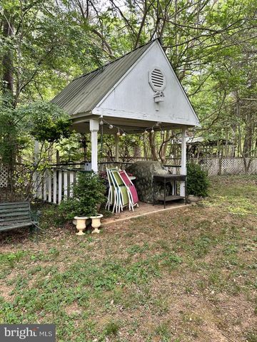 300 MOUNT OLIVE RD, Stafford, VA 22556