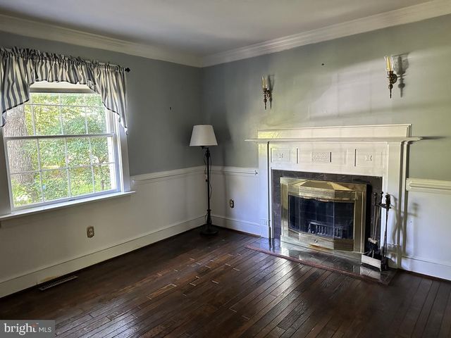 300 MOUNT OLIVE RD, Stafford, VA 22556