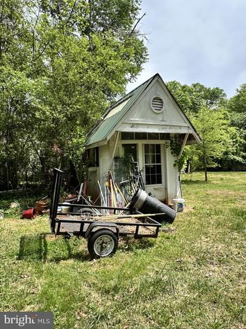 300 MOUNT OLIVE RD, Stafford, VA 22556