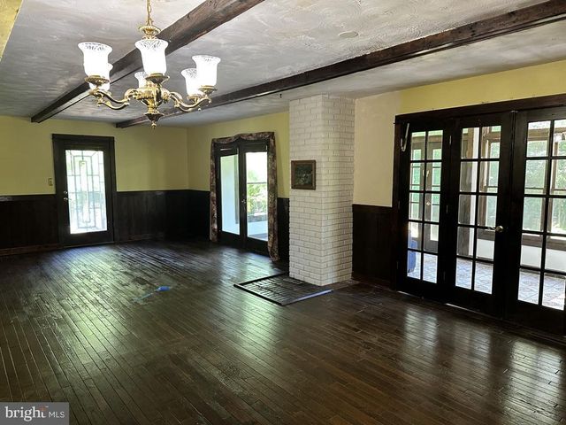 300 MOUNT OLIVE RD, Stafford, VA 22556