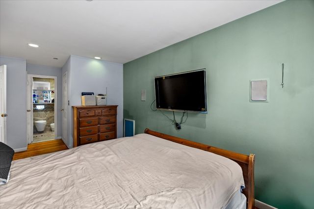11882 Metropolitan Ave Apt 6G, New York City, NY 11415