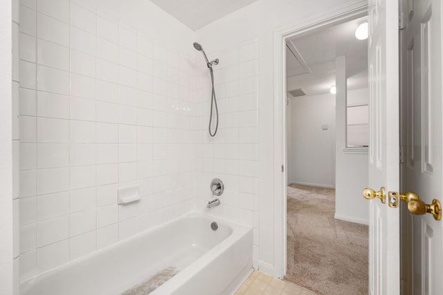 6738 Carly Park Way, Houston, TX 77084