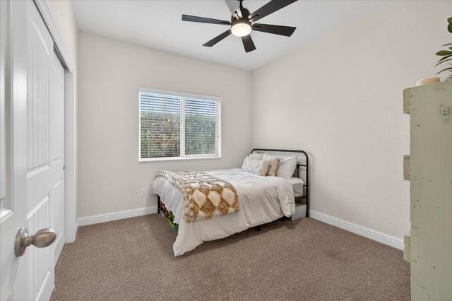 4161 Alamos Avenue, Clovis, CA 93619