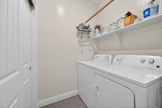 4161 Alamos Avenue, Clovis, CA 93619