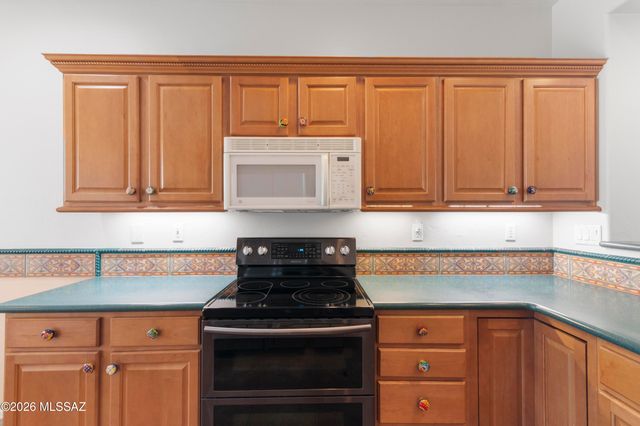 7618 W Madrigal Drive, Tucson, AZ 85743