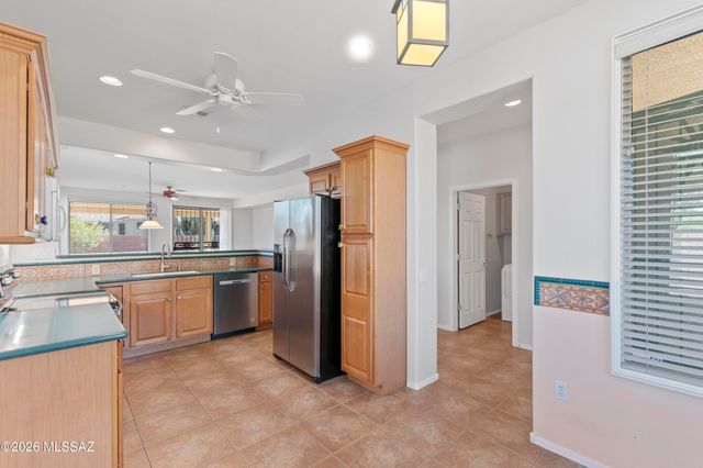 7618 W Madrigal Drive, Tucson, AZ 85743