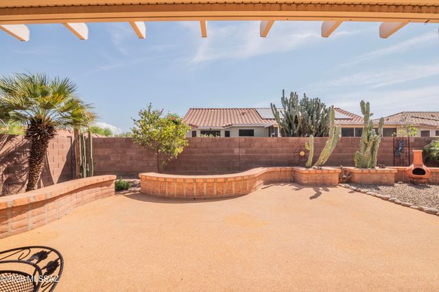 7618 W Madrigal Drive, Tucson, AZ 85743