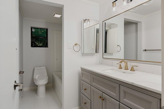 33319 Lago Vista Real Drive, Magnolia, TX 77354