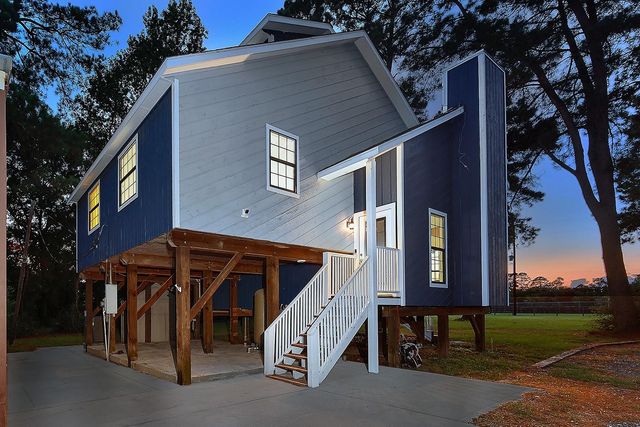 33319 Lago Vista Real Drive, Magnolia, TX 77354