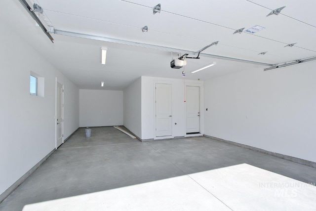 1961 E Mainacht St, Meridian, ID 83642