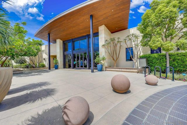 2858 Avella Cir, San Diego, CA 92108