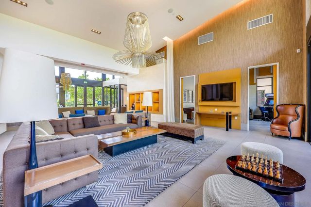2858 Avella Cir, San Diego, CA 92108