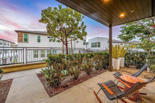 2858 Avella Cir, San Diego, CA 92108