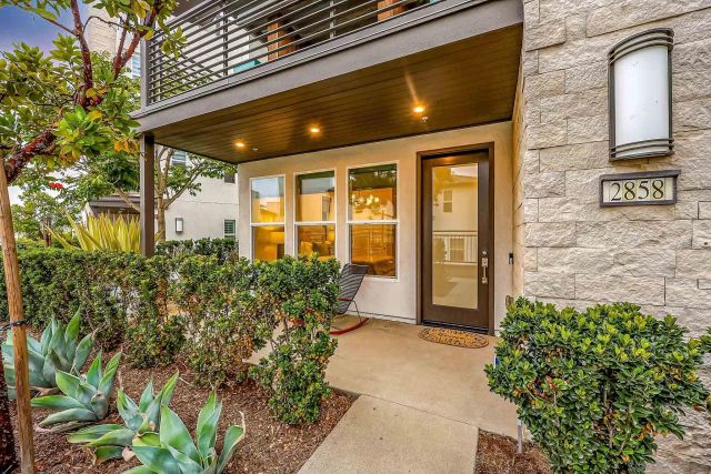 2858 Avella Cir, San Diego, CA 92108