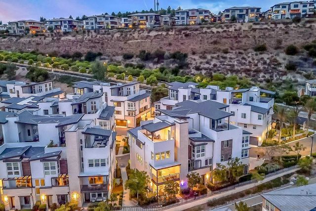 2858 Avella Cir, San Diego, CA 92108