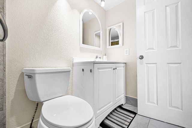 400 SE 10th Street 105, Deerfield Beach, FL 33441