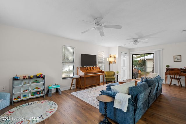 1562 Schooner Lane, Sebastian, FL 32958