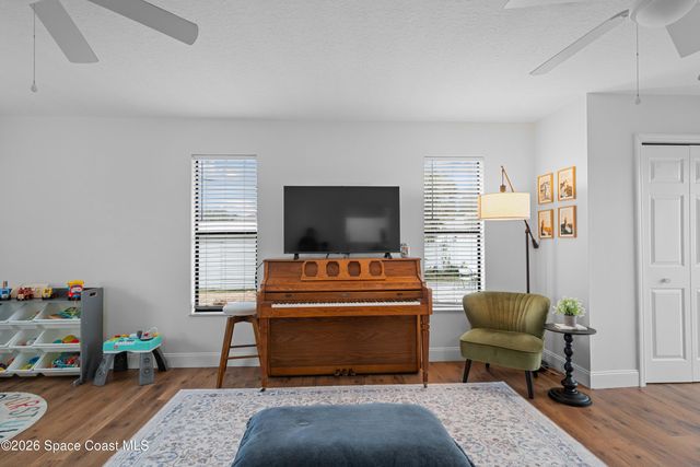 1562 Schooner Lane, Sebastian, FL 32958