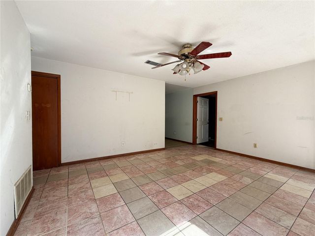 1948 NW 31ST PLACE, Gainesville, FL 32605