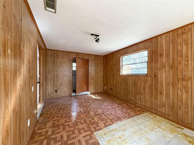 1948 NW 31ST PLACE, Gainesville, FL 32605