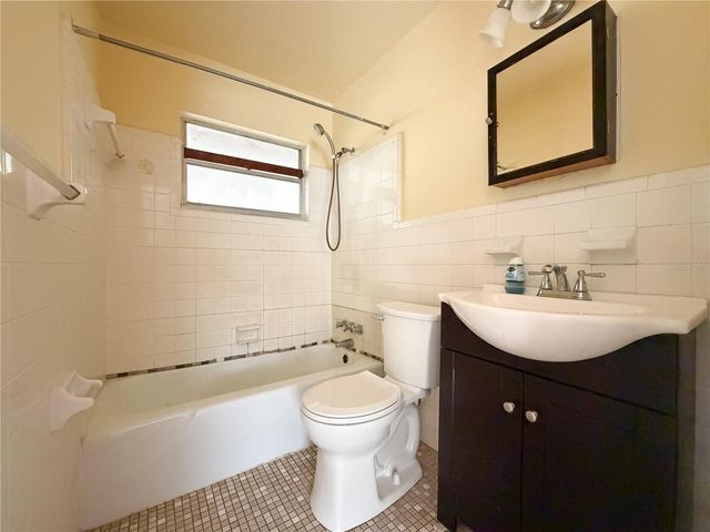 1948 NW 31ST PLACE, Gainesville, FL 32605